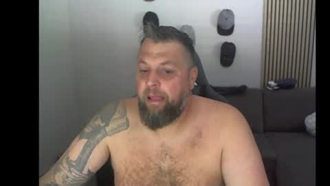 Chrizz online show from October 18, 8:26 am