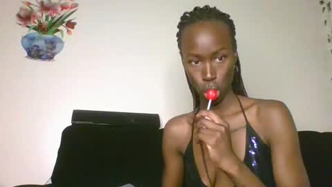 Snapshot of chroe22 chatting on February 13, 9:55 pm chroe22 online show from February 13, 9:55 pm