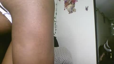 Snapshot of chroe22 chatting on February 14, 9:22 pm chroe22 online show from February 14, 9:22 pm