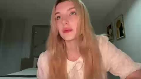 Eva online show from August 7, 12:18 pm
