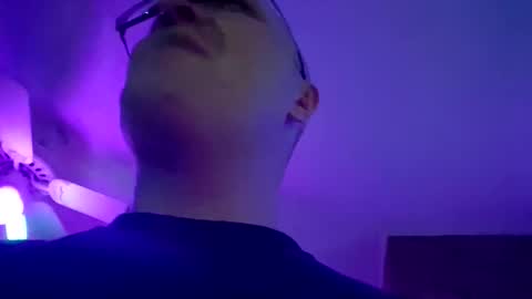 chronicvibez online show from January 12, 1:11 am