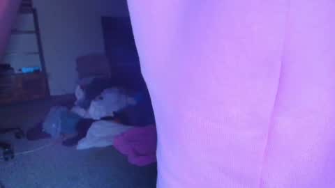 Snapshot of chrry_blssm915529 chatting on February 13, 2:51 am chrry blssm online show from February 13, 2:51 am