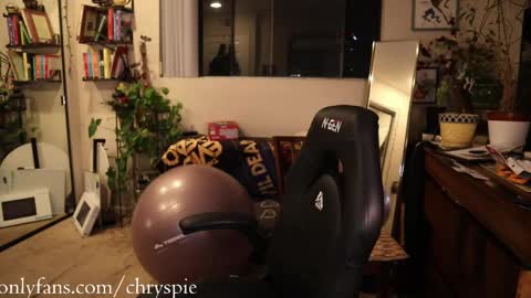 Snapshot of chrysanthulu chatting on May 23, 5:34 am Chrys online show from May 23, 5:34 am