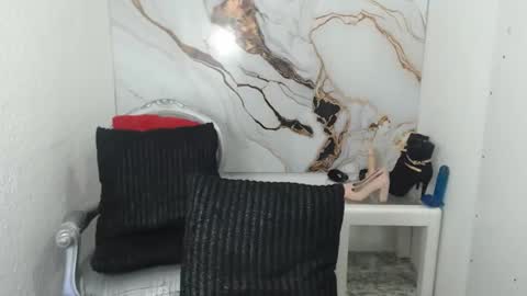 chrystal hotty online show from September 14, 12:26 pm