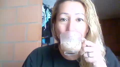 chrystal hotty online show from September 19, 4:07 pm