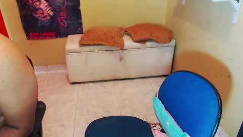 Snapshot of chubby_sex96 chatting on February 15, 3:28 pm kate online show from February 15, 3:28 pm