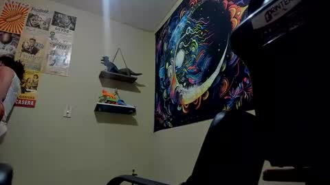 kate   online show from February 6, 8:12 pm