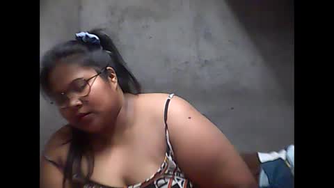 Snapshot of chubbylecious chatting on February 9, 1:33 am Rita online show from February 9, 1:33 am