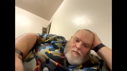 chubbyluvr42 online show from January 10, 3:19 am