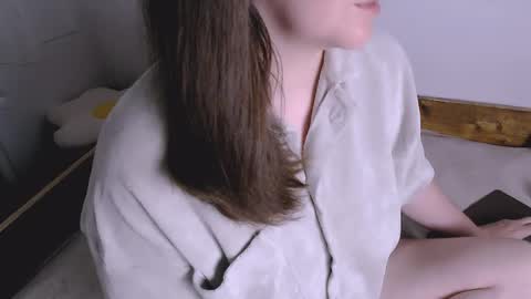 Maia online show from May 19, 6:36 pm