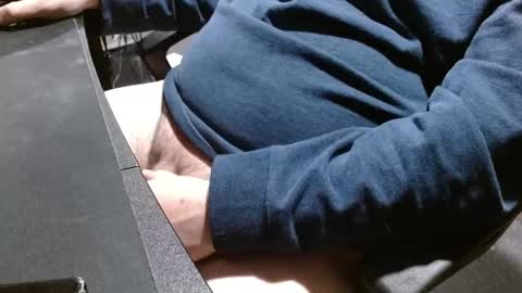 chubbyuncut5 online show from April 8, 4:01 am