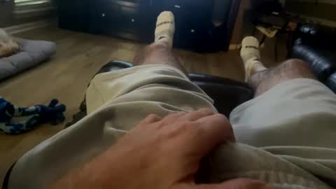 Snapshot of chucktownguy81 chatting on December 29, 4:40 pm chucktownguy81 online show from December 29, 4:40 pm