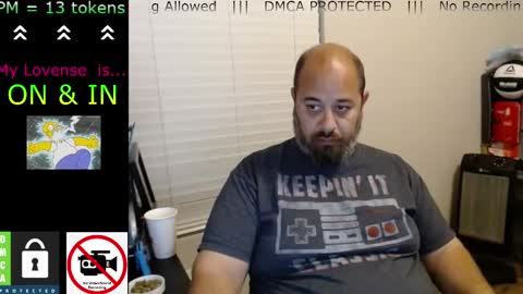 Snapshot of chunkymonkey420 chatting on February 25, 2:36 am Spencer Smokey Bear online show from February 25, 2:36 am