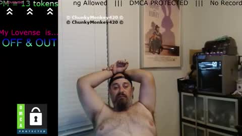 Snapshot of chunkymonkey420 chatting on March 27, 3:23 am Spencer Smokey Bear online show from March 27, 3:23 am