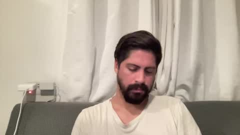 Snapshot of churris14 chatting on December 11, 3:13 am Alex online show from December 11, 3:13 am