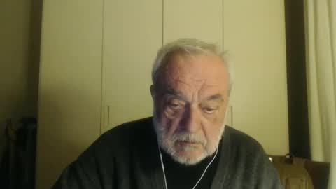 Snapshot of ciaoamoremio4 chatting on February 13, 12:13 am ciaoamoremio4 online show from February 13, 12:13 am