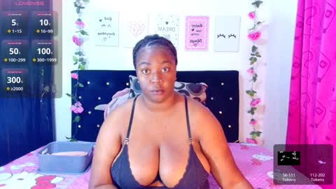 ciaraebonyxxx online show from December 19, 8:23 am