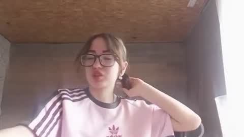 Olivia online show from June 19, 8:18 am