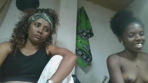 Snapshot of ciciazzhh chatting on February 28, 8:43 pm ciciazzhh online show from February 28, 8:43 pm