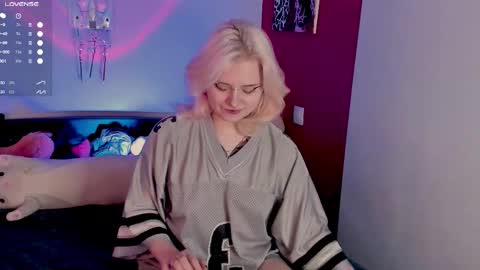 Helen and Teya online show from October 19, 11:11 am