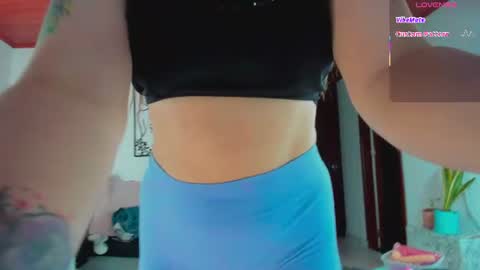 Snapshot of ciindy_lovee chatting on June 13, 4:16 pm Ciindy Lovers online show from June 13, 4:16 pm