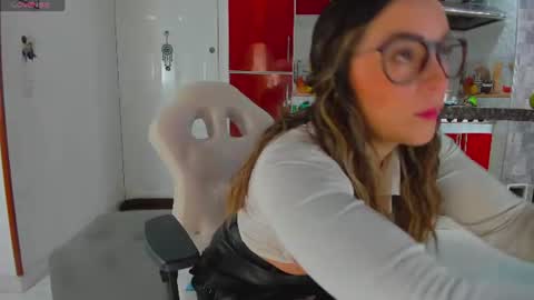 Snapshot of ciindy_lovee chatting on July 5, 1:40 pm Ciindy Lovers online show from July 5, 1:40 pm