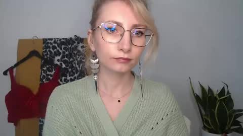 Cinderella online show from April 16, 6:47 am