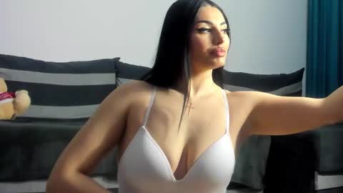 Cindy online show from February 9, 7:51 pm