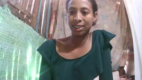 Snapshot of cindyx69q chatting on November 25, 7:41 am cindyx69q online show from November 25, 7:41 am