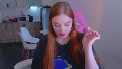 Maddy online show from April 4, 4:26 pm