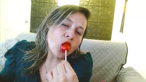 cinthia1609 online show from September 27, 8:47 pm