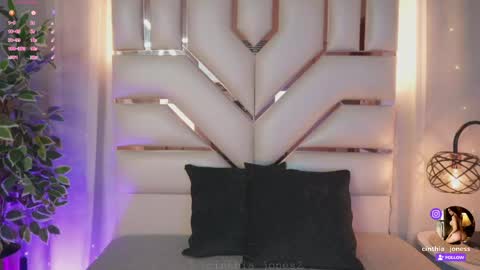Snapshot of cinthia_jones2 chatting on April 30, 9:48 am Cinthia online show from April 30, 9:48 am