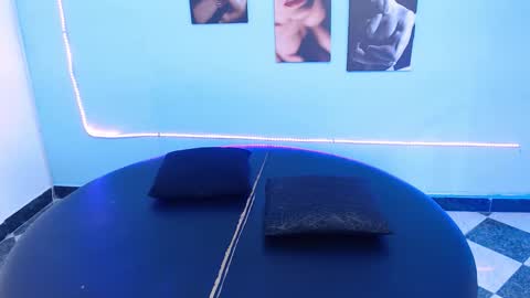 Cinthya online show from March 26, 6:35 pm