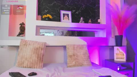 Cinthya  online show from March 23, 12:42 pm