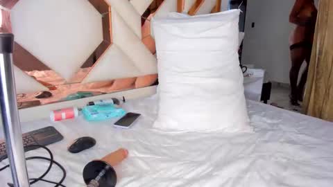 Cintia online show from October 23, 12:04 pm