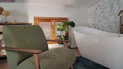 Shara online show from November 19, 10:04 am