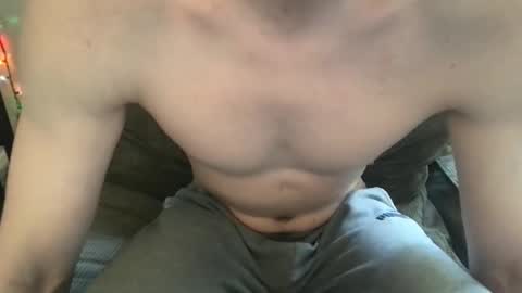 Snapshot of circumsizedbandit chatting on February 5, 5:39 pm circumsizedbandit online show from February 5, 5:39 pm