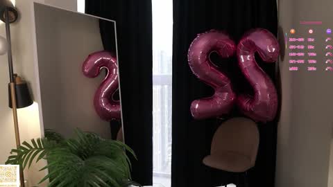 Sandy online show from December 14, 12:43 pm