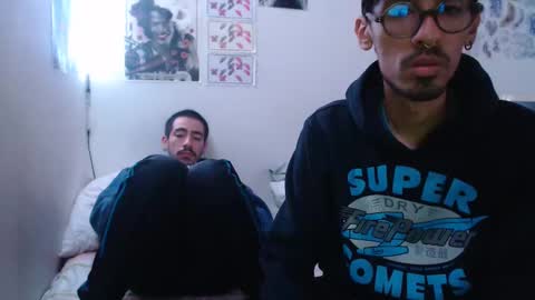 Snapshot of ciroandfinn chatting on December 29, 4:05 am ciroandfinn online show from December 29, 4:05 am