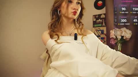 Little Amy online show from March 6, 2:24 pm