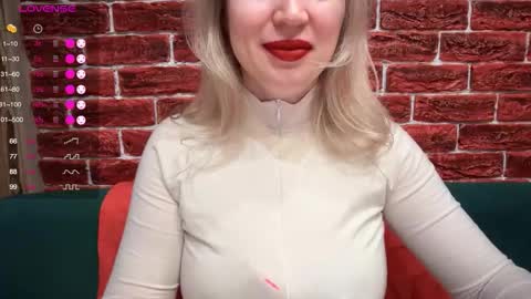 citrusblissss online show from December 15, 2:43 pm