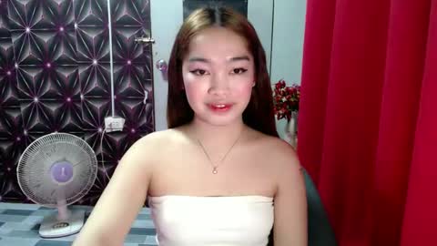 Snapshot of citygirl_squirtx chatting on November 10, 4:06 pm citygirl_squirtx online show from November 10, 4:06 pm