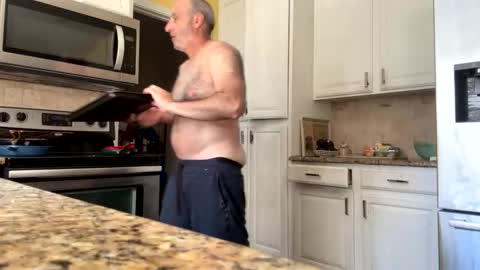 Snapshot of cj3d2 chatting on October 12, 7:02 pm Cjd32 online show from October 12, 7:02 pm