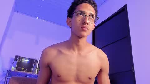 cj_davis1 online show from November 22, 4:00 am