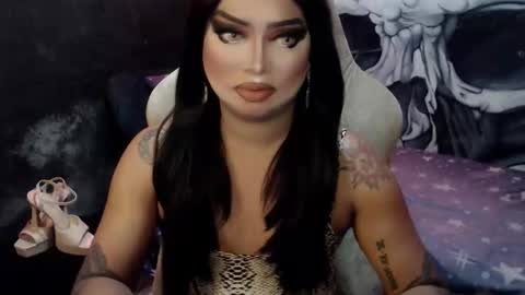 Snapshot of cj_parker69 chatting on November 2, 1:57 pm QUEEN CESS online show from November 2, 1:57 pm