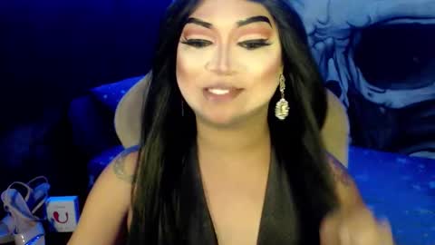 Snapshot of cj_parker69 chatting on December 20, 3:19 pm QUEEN CESS online show from December 20, 3:19 pm