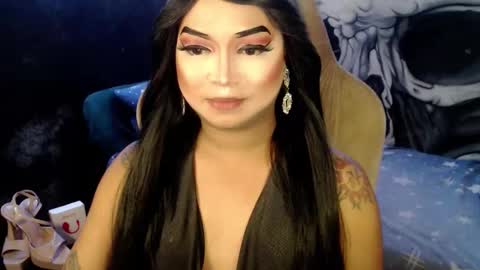 Snapshot of cj_parker69 chatting on December 22, 1:52 pm QUEEN CESS online show from December 22, 1:52 pm