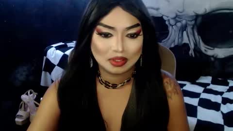 Snapshot of cj_parker69 chatting on January 16, 3:49 pm QUEEN CESS online show from January 16, 3:49 pm