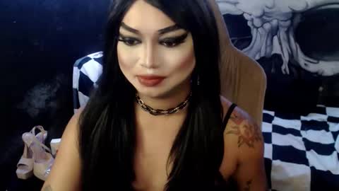 Snapshot of cj_parker69 chatting on January 17, 3:55 am QUEEN CESS online show from January 17, 3:55 am