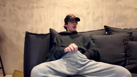 ckeefer96 online show from February 1, 12:42 am